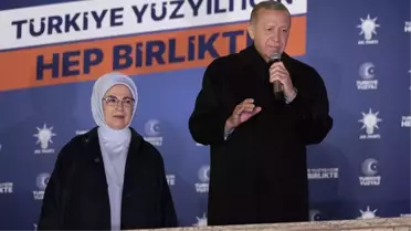Son Dakika: Cumhurbaşkanı Erdoğan, AK Parti Genel Merkezi'nde balkon konuşması yaptı: Açık ara öndeyiz