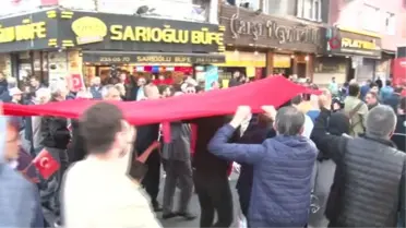 Beyoğlu'nda Cumhur İttifakı Türk Bayraklarıyla yürüyüş yaptı