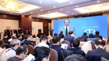 Rektör Erdal The First World Open University President Forum'a katıldı