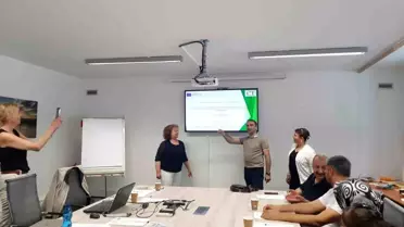 Düzce Belediyesi'nin Göçmen Kadınlar Projesi Slovakya'da Toplandı