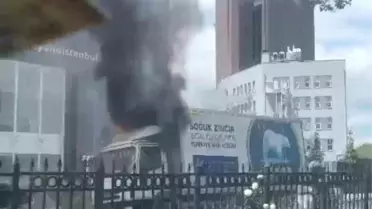 Maslak'ta Kamyon Yangını