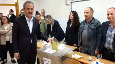 Milli Eğitim Bakanı Ordu'da oy kullandı