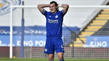 Premier Lig'de iki veda! Milli futbolcumuz Çağlar Söyüncü'nün takımı Leicester küme düştü