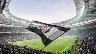 Tepki çeken hareket! Beşiktaş taraftarı, sandığa başka bir adayın olduğu oy pusulası götürdü