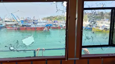 Suriye rejimi güvenlik güçleri Adana'dan çıkan balıkçı teknesine ateş açtı: 2 yaralı