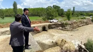 Kastamonu'da Kuvvetli Sağanak Sele Sebep Oldu, Köy Yolu ve Köprü Yıkıldı
