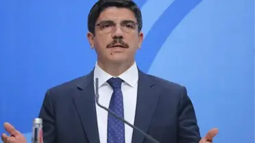 Yasin Aktay kimdir? Yasin Aktay kaç yaşında, nereli? Yasin Aktay hayatı ve biyografisi!