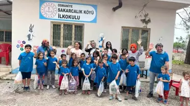 Osmaniye'de Sel ve Fırtına Afetinden Etkilenen Köyde Çocuklar Oyun Otobüsüyle Eğlendi