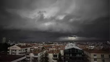 Ankara'da Yarın Öğleden Sonra Kuvvetli Sağanak Bekleniyor