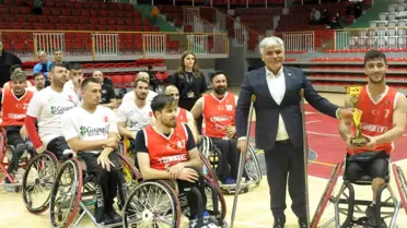 Türkiye Tekerlekli Sandalye Basketbol Milli Takımı Kıtalararası Kupası'nı kazandı