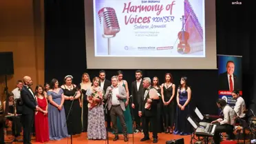 Antalya Büyükşehir Belediyesi İsmail Baha Süralsan Konservatuvarı Şan Bölümü öğrencileri konser verdi