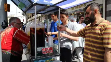 Gaziantep'te Meyan Şerbeti Yazın Vazgeçilmez İçeceği Oluyor