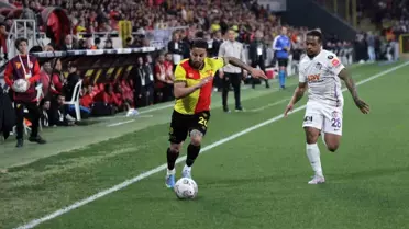 Tarık Çamdal Göztepe'den ayrıldı