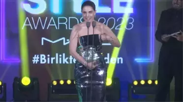 Eda Ece'nin ödül töreninde depremzedelerle ilgili sarf ettiği sözler tepki topladı