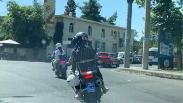 Diyarbakır'da Motosikletli Yunus Timleri, Sınava Geç Kalmak Üzere Olan 7 Öğrenciyi Okula Yetiştirdi