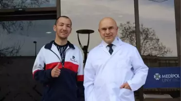 Üniversite yıllarında tanıştığı Parkinson'u beyin pili ile yendi
