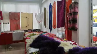 Gölpazarı Belediye Başkanı Hayri Suer, 'Hayra Davet' adlı hayır çarşısını ziyaret etti