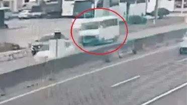 Yalova'da Minibüs Kazası: 10 Yaralı