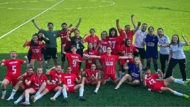 TFF Kadınlar 3. Futbol Ligi play-off yarı final maçında hakem penaltıları yanlış saydı