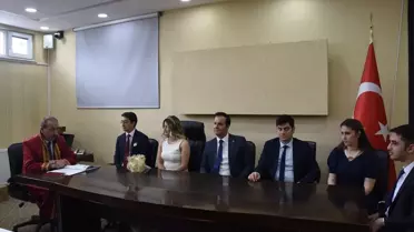 Başkan Şahin, Hakim Sertaç Yıldırım ile nişanlısının nikahını kıydı