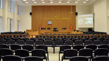 Anadolu Cumhuriyet Başsavcılığı'nda görevli savcı suç duyurusunda bulundu