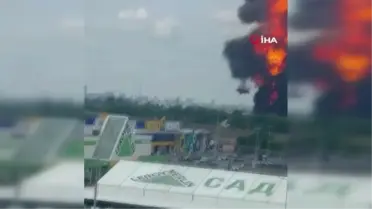 Rusya'nın Voronej kentindeki akaryakıt deposunda patlama Akaryakıt deposunun helikopterle vurulduğu iddiası