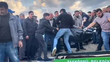 Kastamonu'da Sarımsak Tarlasında Çalışan 2 Kişi Yıldırım Düşmesi Sonucu Hayatını Kaybetti