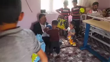 Karanlıkta kalan vatandaşın borcunu VEDAŞ ve hayırsever iş adamı karşıladı