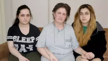 Hasta Çocukları İçin Boncuk Yüzük Yapan Kadın Yardım Bekliyor