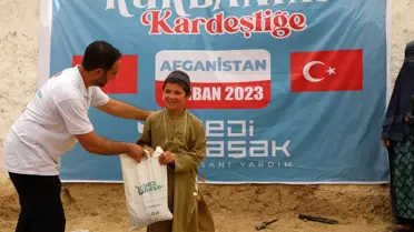 Türk STK'ları Afganistan'da ihtiyaç sahibi ailelere kurban eti dağıttı