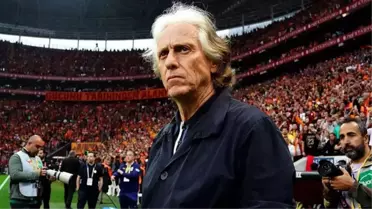 Galatasaray taraftarlarını kızdıracak hamle! Suudi Arabistan'ın yolunu tutan Jorge Jesus, o futbolcuyu da peşinden getirmek istiyor