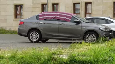 Kars'ın Sarıkamış ilçesinde sağanak ve dolu etkili oldu