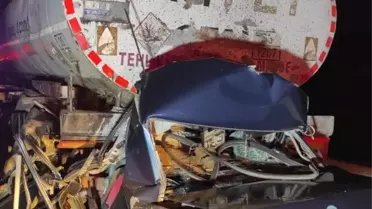 Osmaniye'de Park Halindeki Akaryakıt Tankerine Çarpan Otomobilde 3 Kişi Hayatını Kaybetti