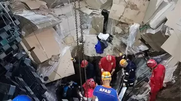 Giresun'da fabrika göçtü, 2 işçi kurtarıldı