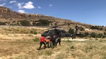 Tunceli'de Kalp Krizi Geçiren Kadın Helikopterle Hastaneye Kaldırıldı