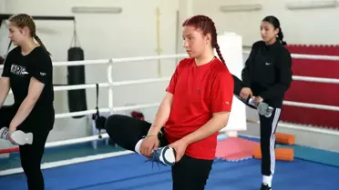 Yıldız Kadın Boks Milli Takımı Kaptanı Yoncagül Yılmaz, Avrupa Şampiyonası'nda Altın Madalya Hedefliyor