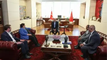 Kılıçdaroğlu, KESK Heyetiyle Görüştü