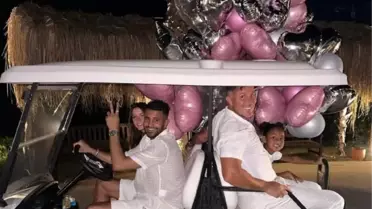 Manchester City'nin yıldız futbolcusu Mahrez, tatil için Antalya'yı tercih etti