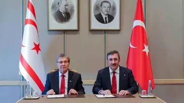 Cumhurbaşkanı Yardımcısı Cevdet Yılmaz, KKTC Başbakanı Ünal Üstel ile görüştü