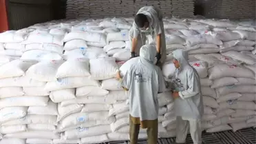 Afganistan'da Birleşmiş Milletler Gıda Programı Çin'den Gelen Yardımı Dağıtıyor