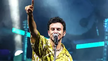 Buray, BtcTurk 10.yıl konserleri kapsamında sevenleriyle buluştu