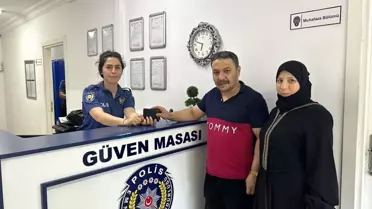 Suriyeli Kadın Bulduğu Cüzdanı Emniyete Teslim Etti