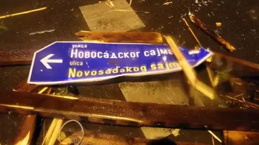 Sırbistan'da Şiddetli Yağış ve Fırtına Sonucu 12 Yaşındaki Çocuk Hayatını Kaybetti