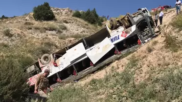 Kars'ta Otobüs Şarampole Devrildi: 7 Ölü, 22 Yaralı