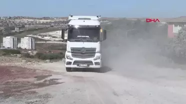 Bahçeşehir'de Hafriyat Kamyonlarından Kaynaklanan Toz Sorunu