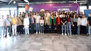 Kocaeli Büyükşehir Belediye Başkanı Gençlerle Bir Araya Geldi
