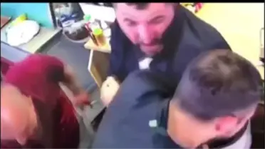 Esenyurt'ta Tekel Bayiine Silahlı Saldırı: İki Kişi Hayatını Kaybetti