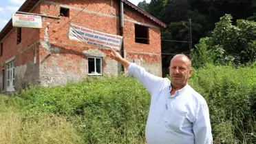 Rize'de Eş Arayan Adamın Pankartlı Çözümü