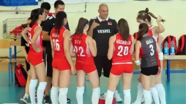 U21 Kadın Milli Voleybol Takımı, Balkan Şampiyonası'na galibiyetle başladı