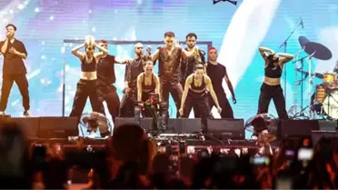 Edis, İstanbul Festivali'nde unutulmaz bir konser verdi